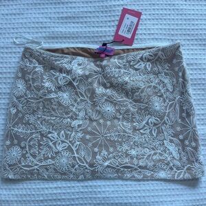 EDIKTED MINI SKIRT NWT
